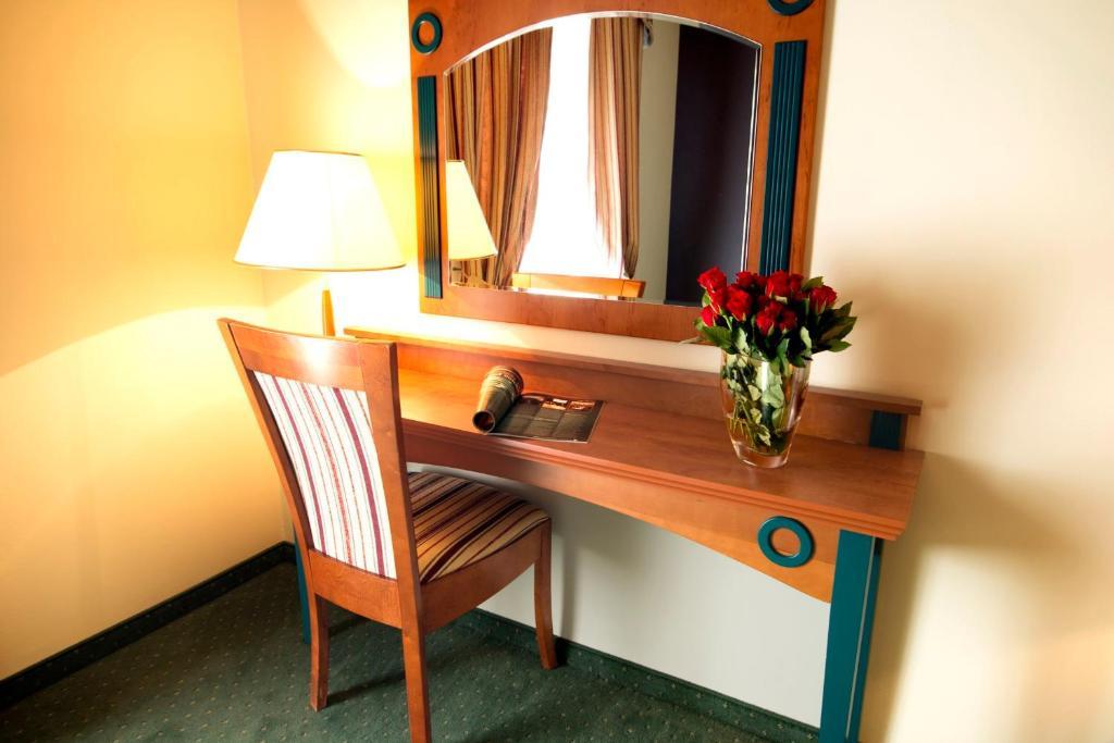 Hotel Mlyn & Spa Wloclawek Quarto foto
